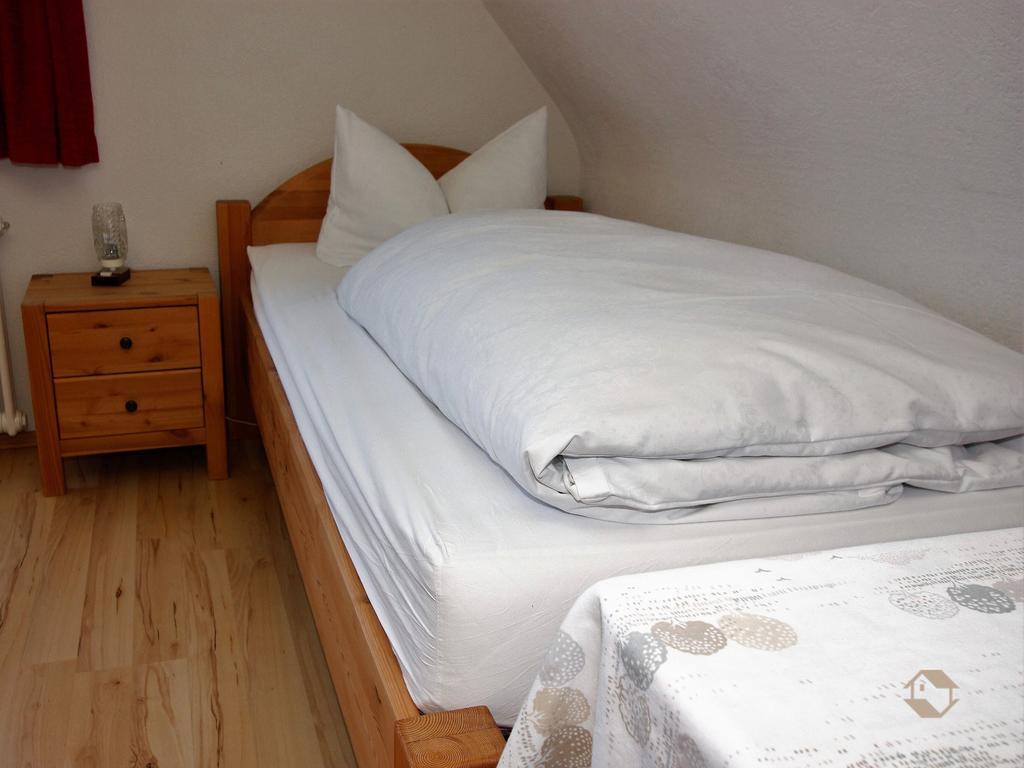 Gaestehaus Klingele Hinterzarten Ruang foto